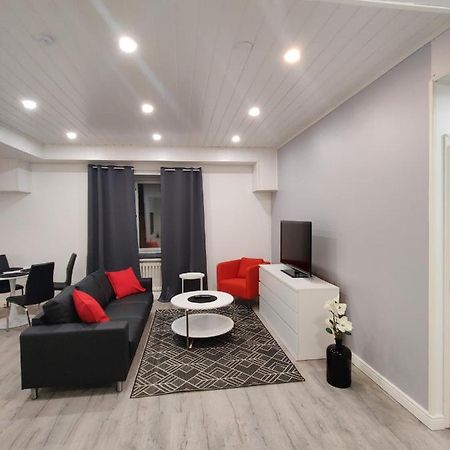 Alexi Apartments - Newly Renovated Apt In The Heart Of The City Near To Railway Station And Nokia Arena Tampere Kültér fotó