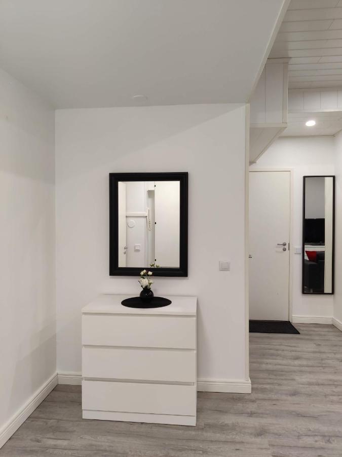 Alexi Apartments - Newly Renovated Apt In The Heart Of The City Near To Railway Station And Nokia Arena Tampere Kültér fotó
